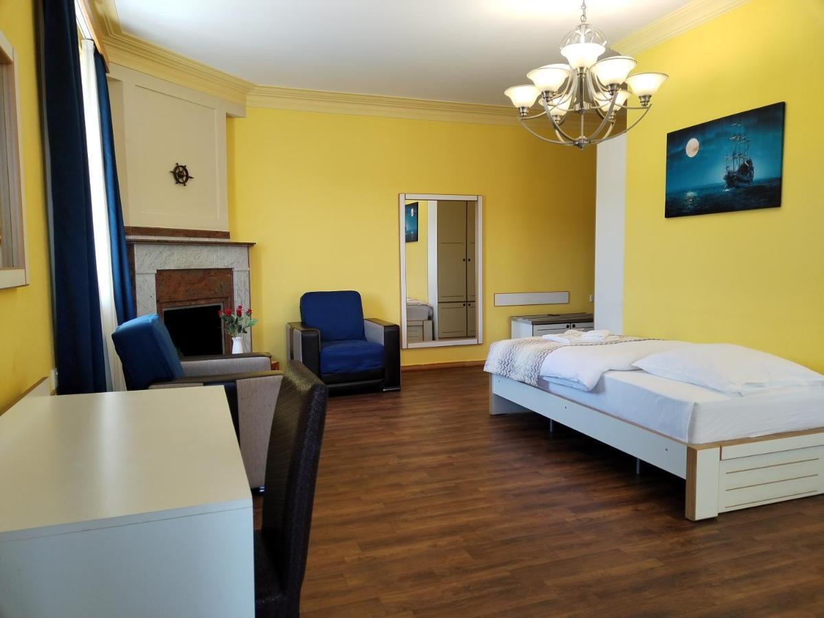 Hotel Blissdom Тбілісі Екстер'єр фото