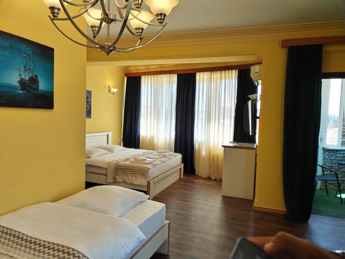 Hotel Blissdom Тбілісі Екстер'єр фото