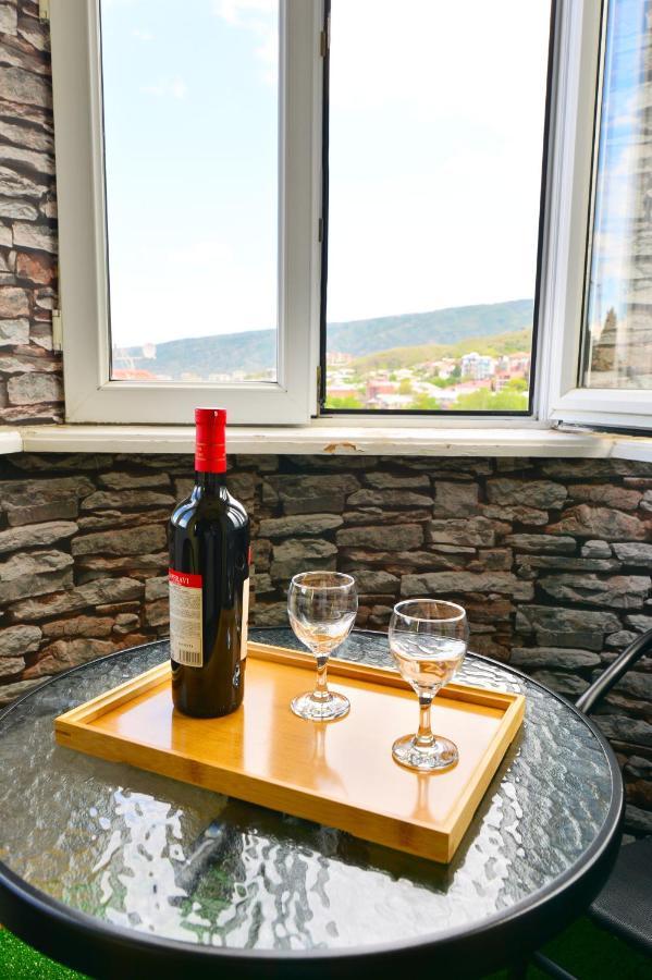 Hotel Blissdom Тбілісі Екстер'єр фото