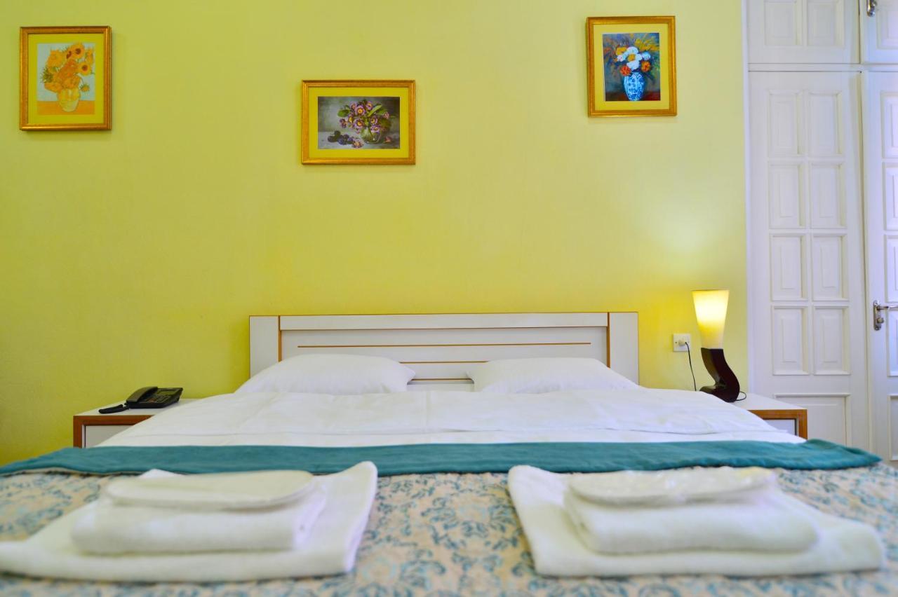 Hotel Blissdom Тбілісі Екстер'єр фото