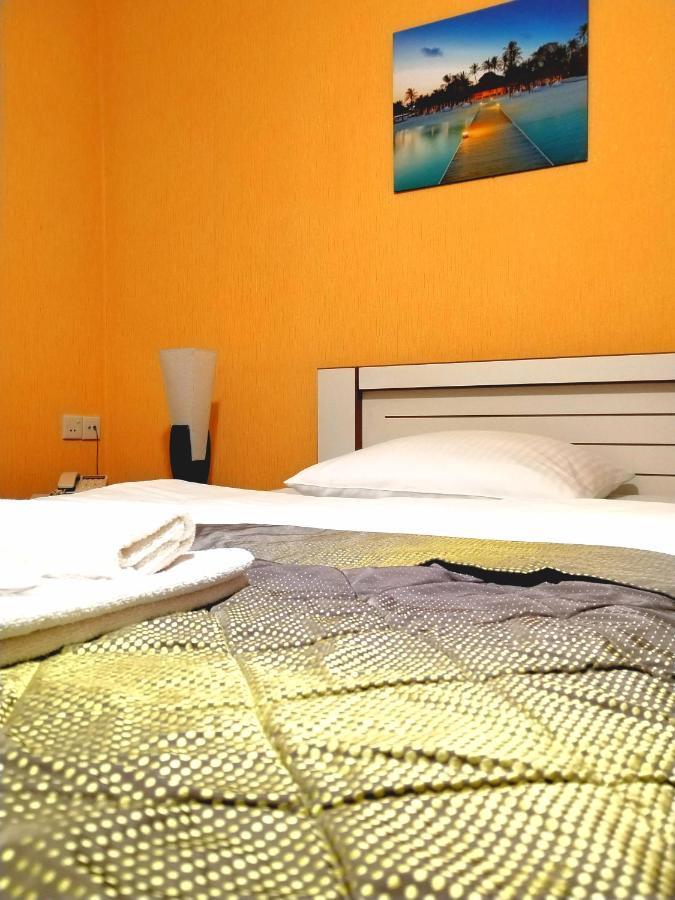 Hotel Blissdom Тбілісі Екстер'єр фото