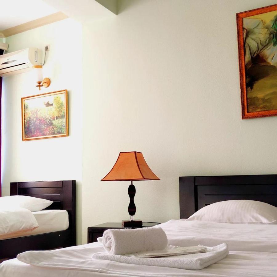 Hotel Blissdom Тбілісі Екстер'єр фото